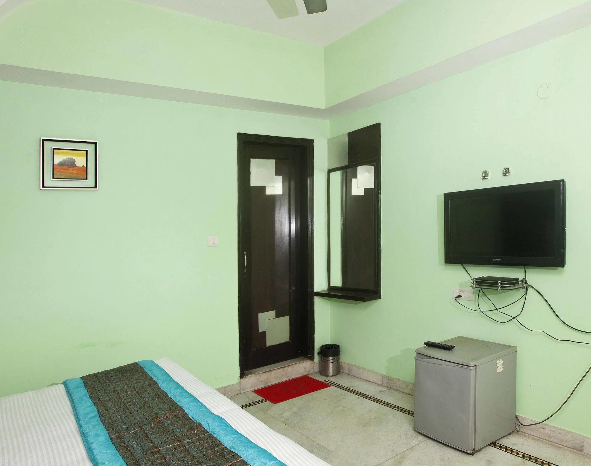 Hotel Ananda Delhi  Exterior foto