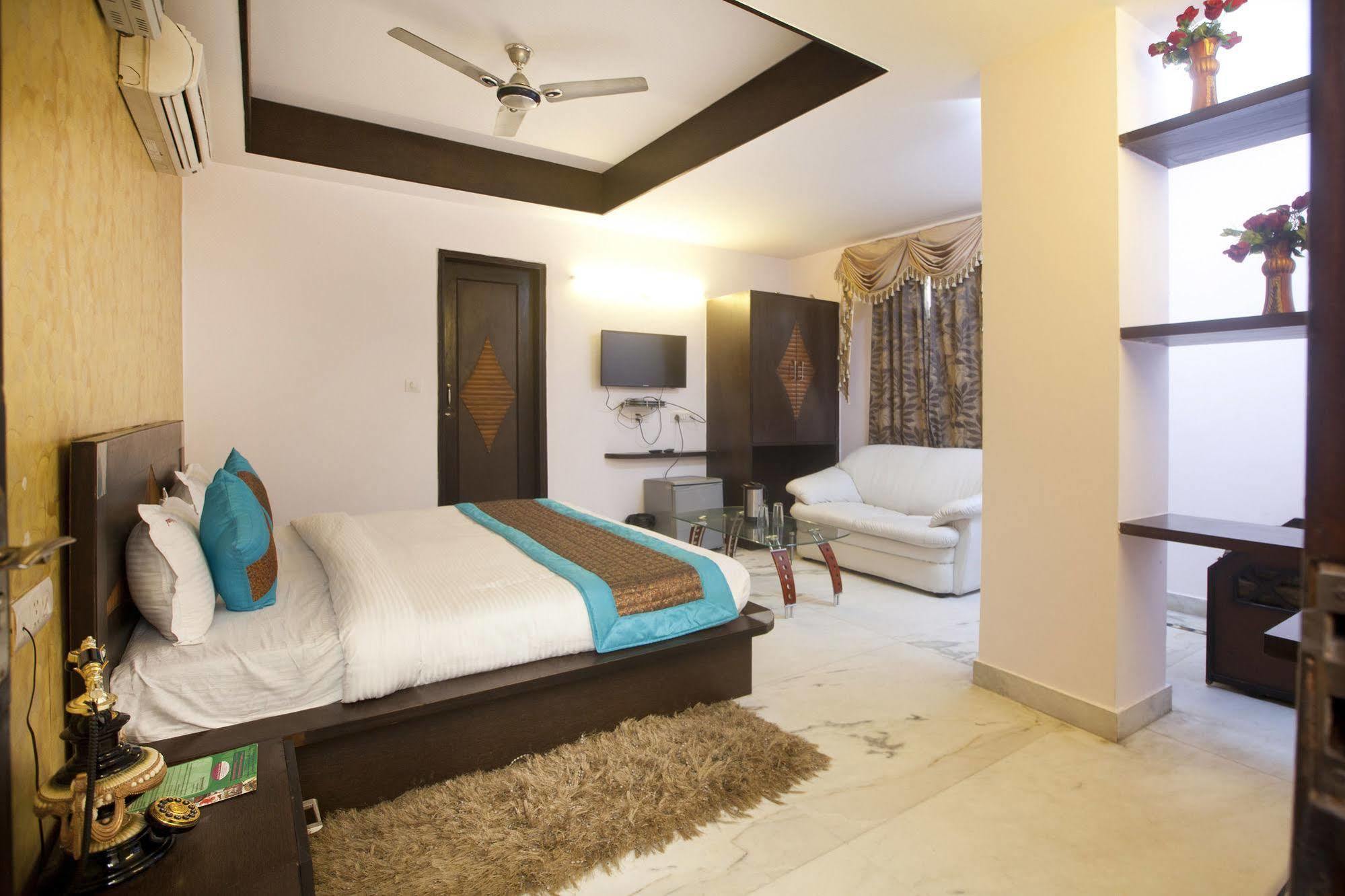 Hotel Ananda Delhi  Exterior foto